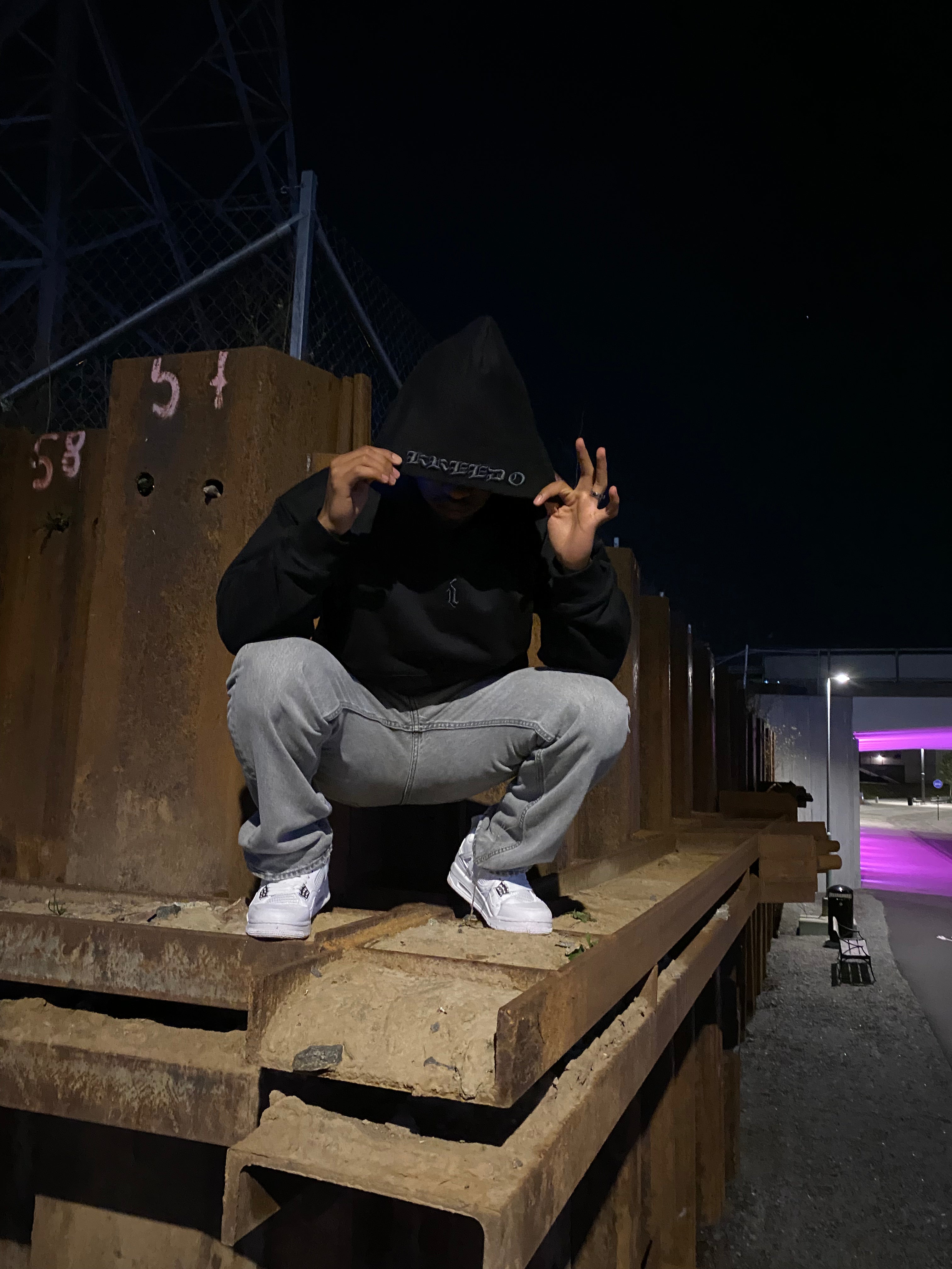 GENESIS HOODIE - BLACK