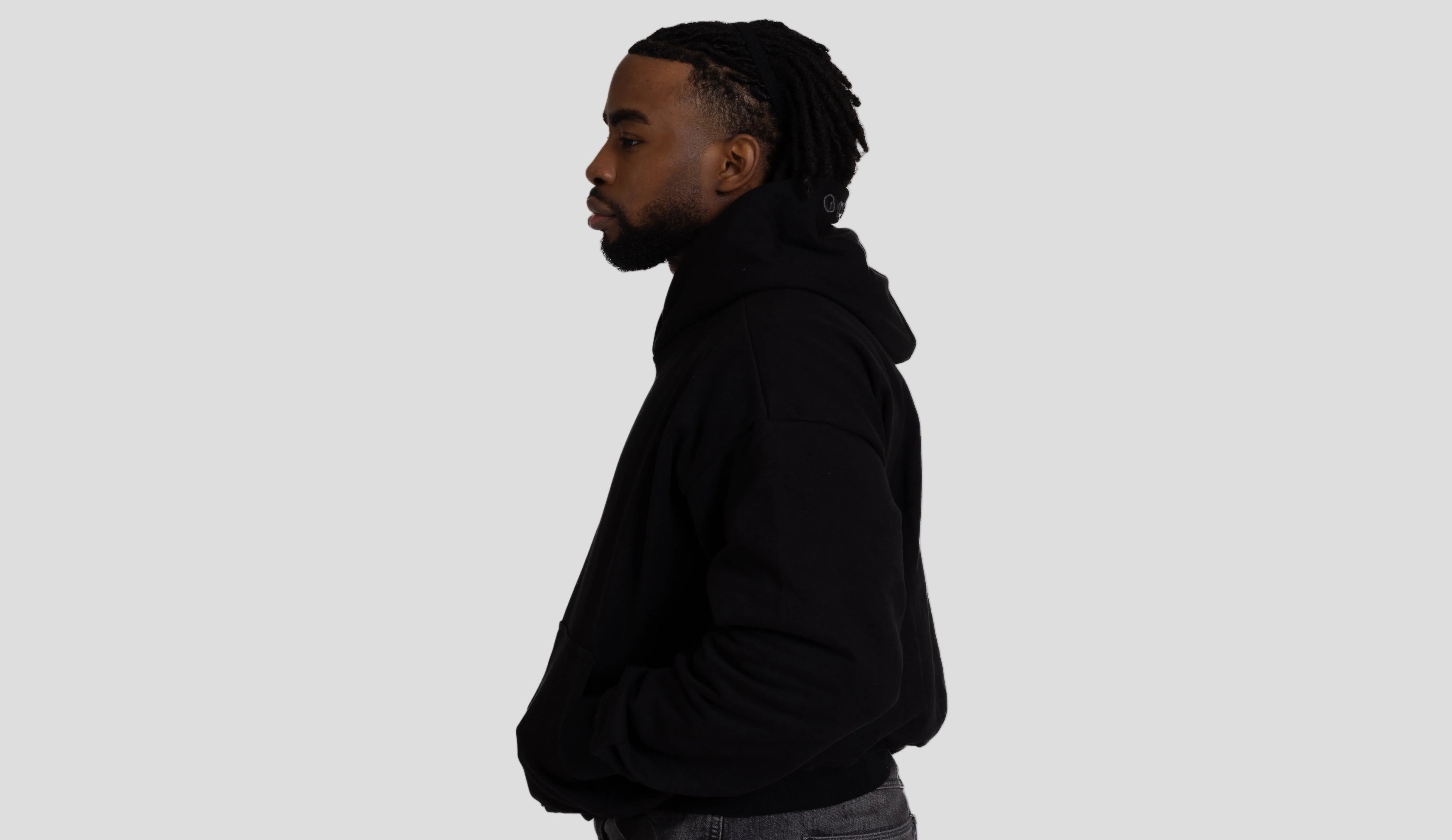 GENESIS HOODIE - BLACK